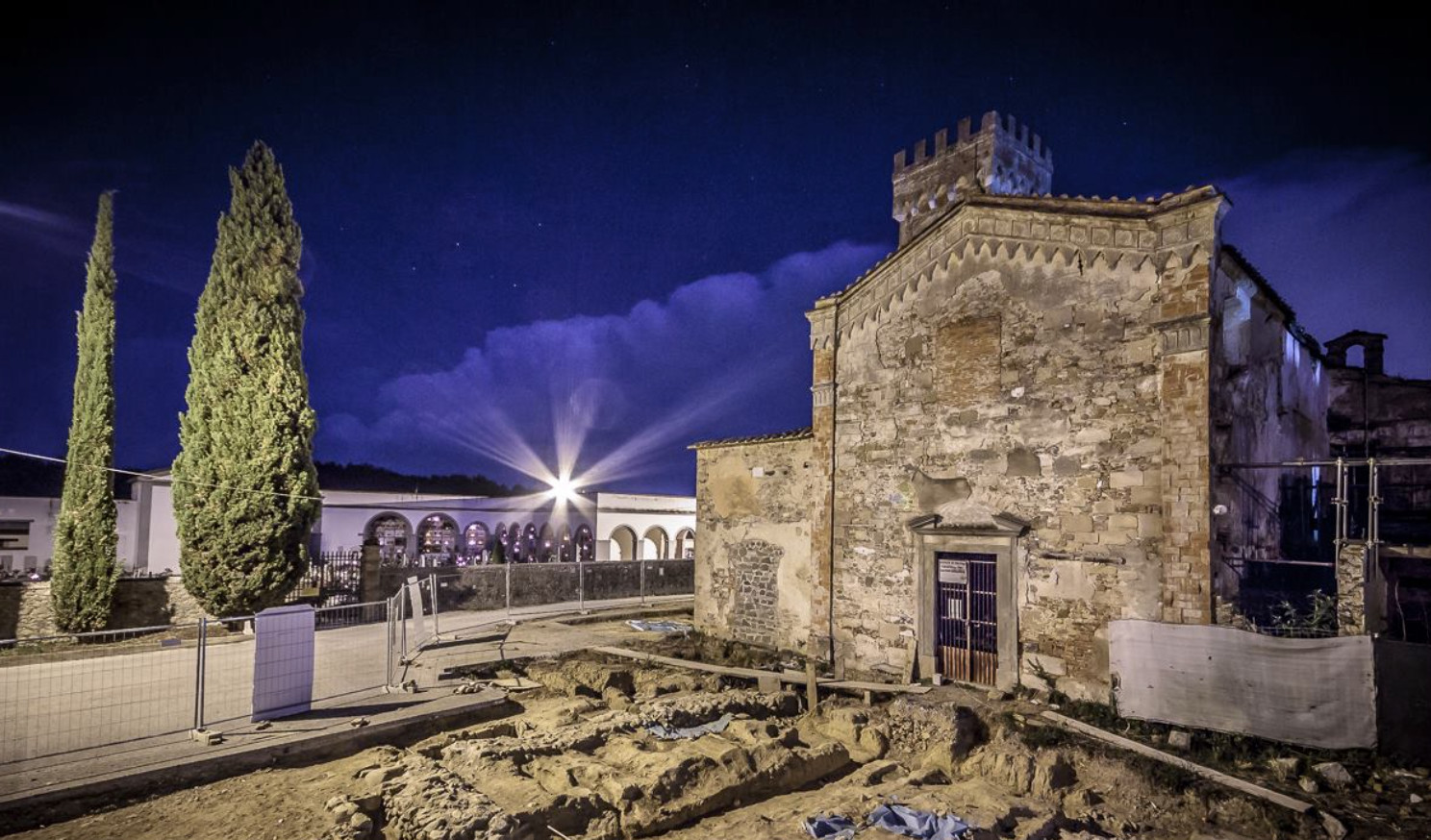 Abbazia camaldolese e scavi archeologici